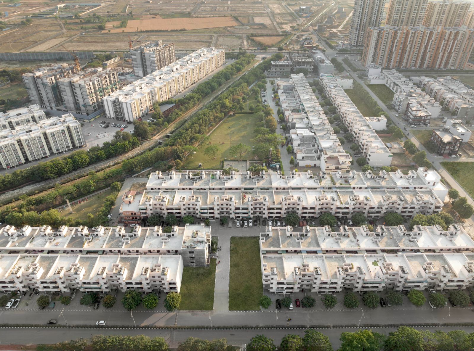 बेहतर कनेक्टिविटी के कारण वेव सिटी घर खरीददारों के लिए बनती जा रही है पसंदीदा जगह