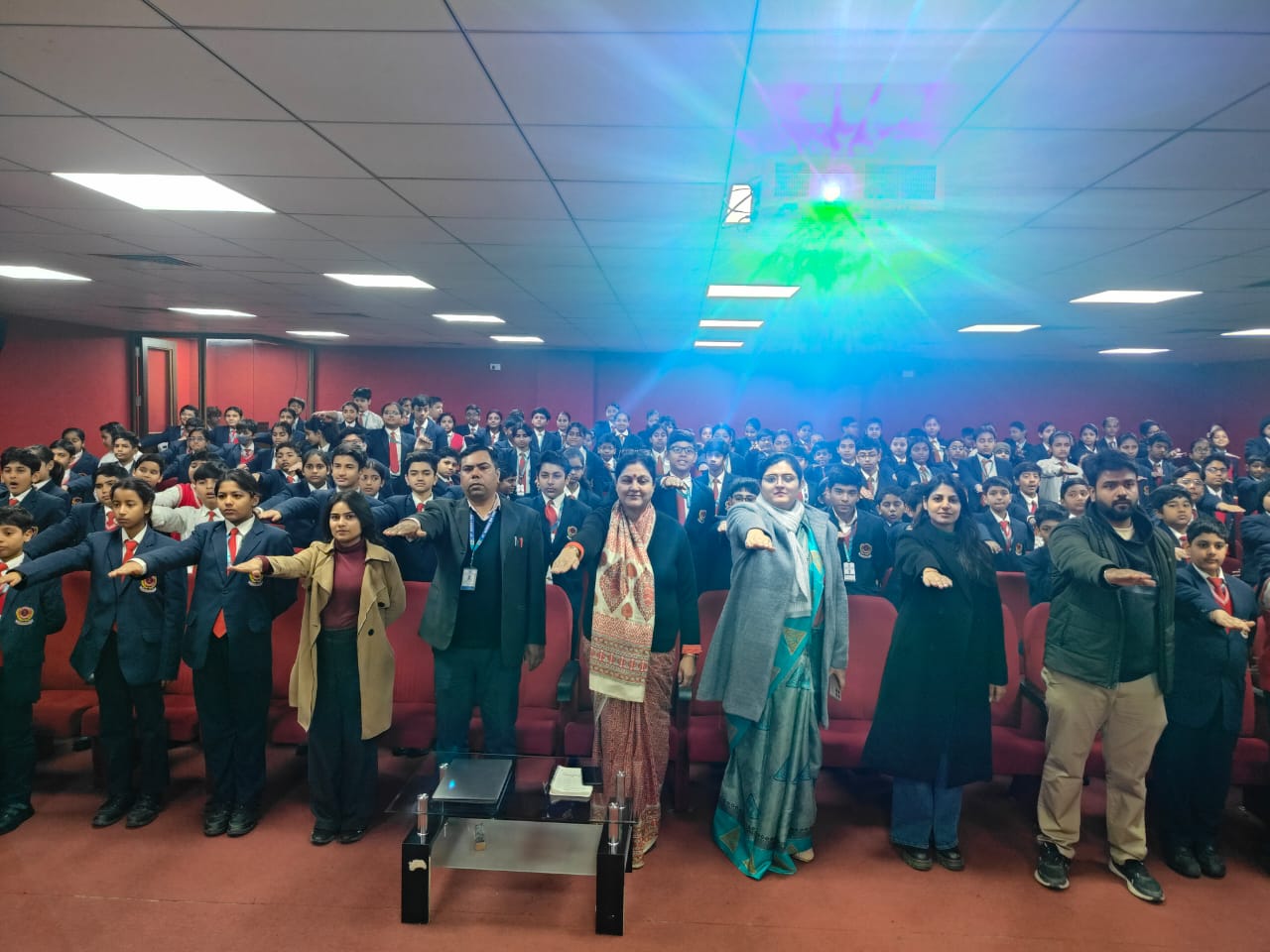 सड़क हादसों पर अंकुश की पहल, सेंट ज़ेवियर्स हाई स्कूल में सड़क सुरक्षा वर्ष–2026 का आयोजन