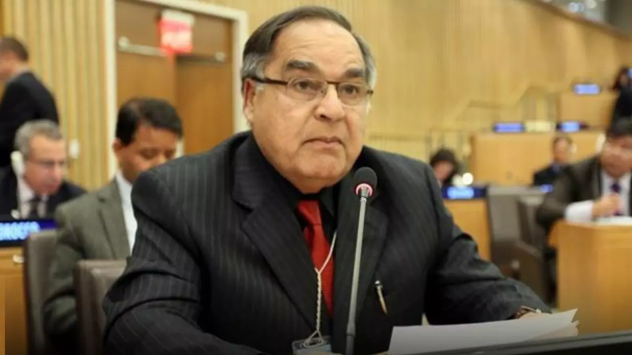 “ये बीमार लोग हैं, नफ़रत में झुलसी हुई लाशें हैं” नफ़रत और बयानबाज़ी पर मोहम्मद अदीब का हमला