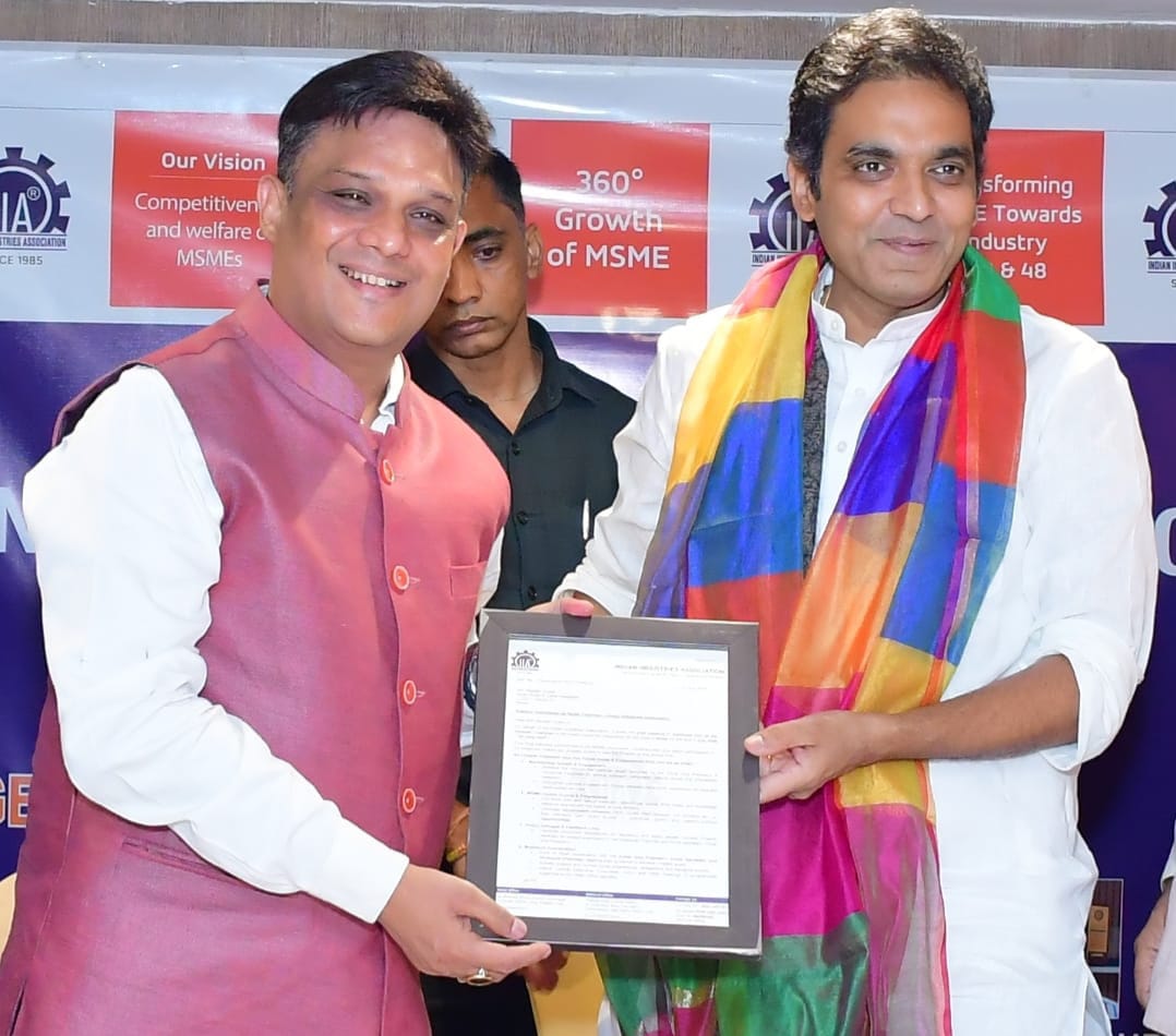 नवीन गुप्ता ने फिर संभाली आईआईए नोएडा चैप्टर की कमान, उद्योगपतियों के साथ मंथन बैठक में विकास पर हुई चर्चा
